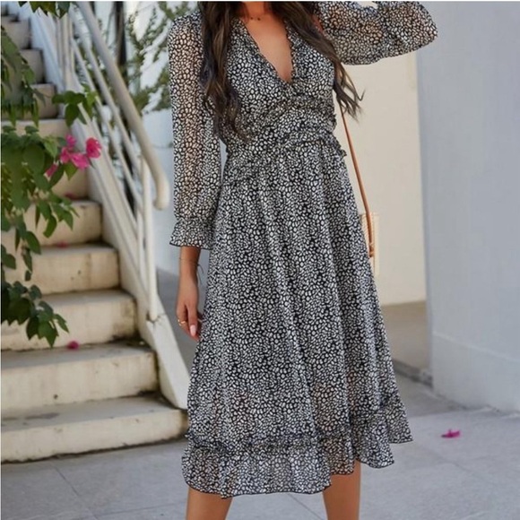 FLORAL PRINT RUFFLE MIDI DRESS - BLACK - Picture 4 of 4